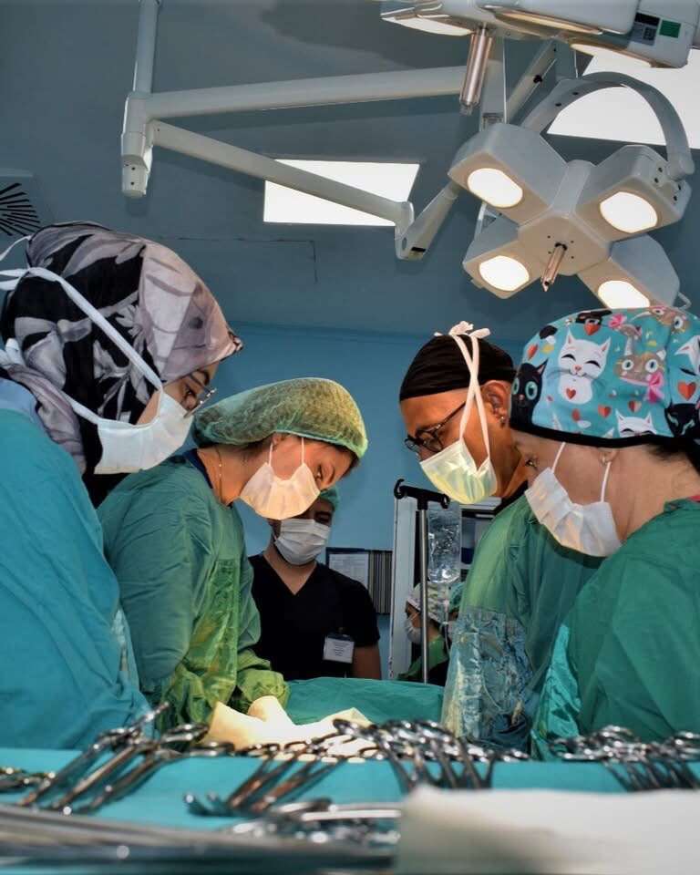 Dalaman Devlet Hastanesi’nde Bir İlk: Histerektomi Ameliyatı Başarıyla Gerçekleştirildi 4